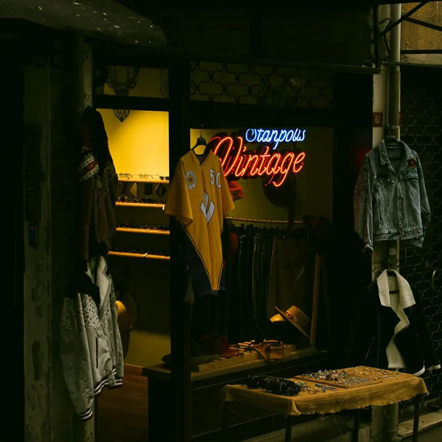 Không gian shop